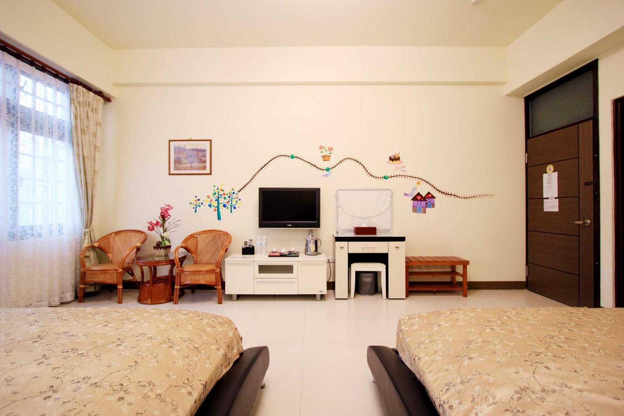 Green Window Homestay綠窗小築天安居民宿 Hualien Exterior foto